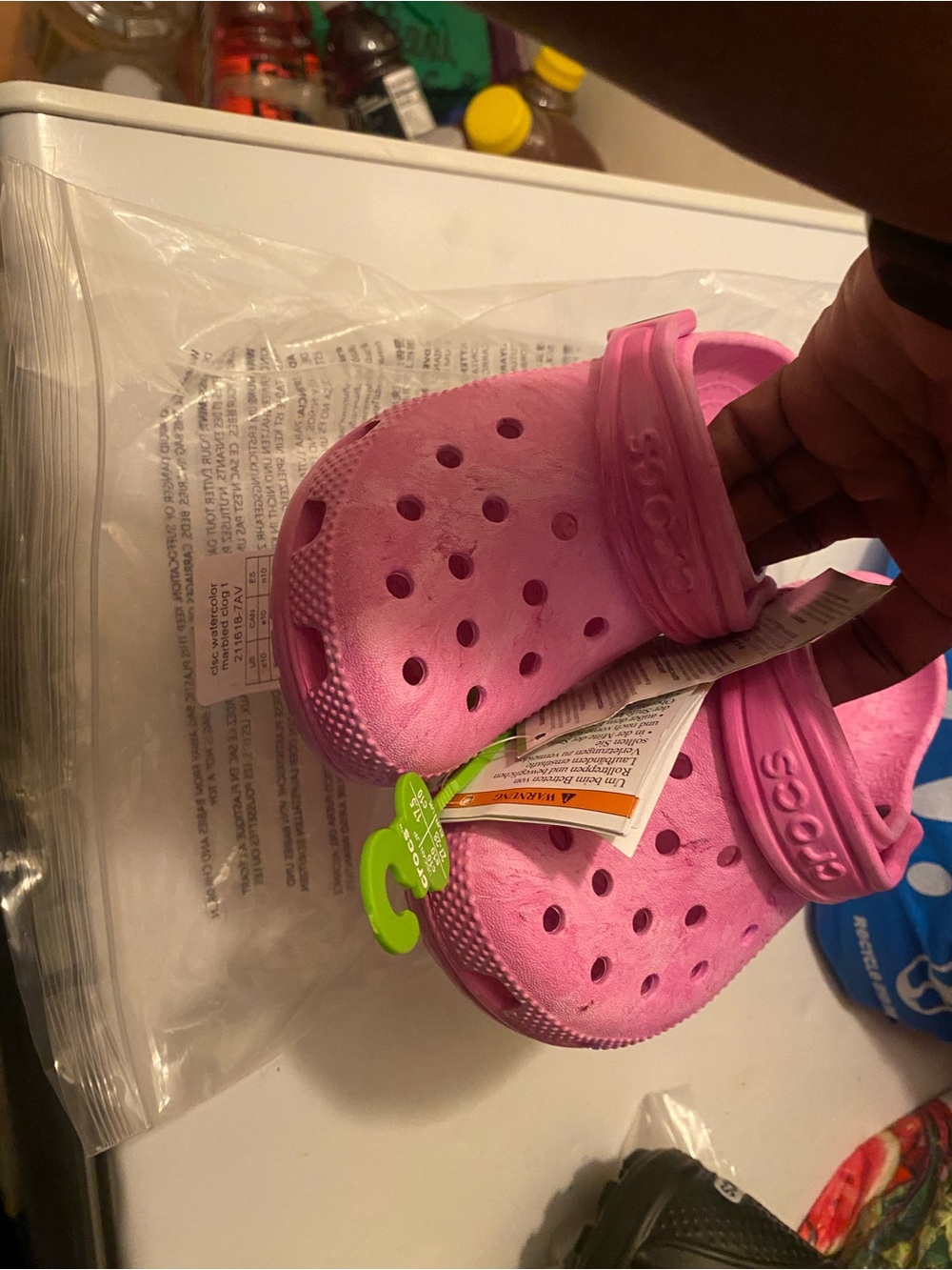 CROCS Kids Classic Clog in Bright Pink